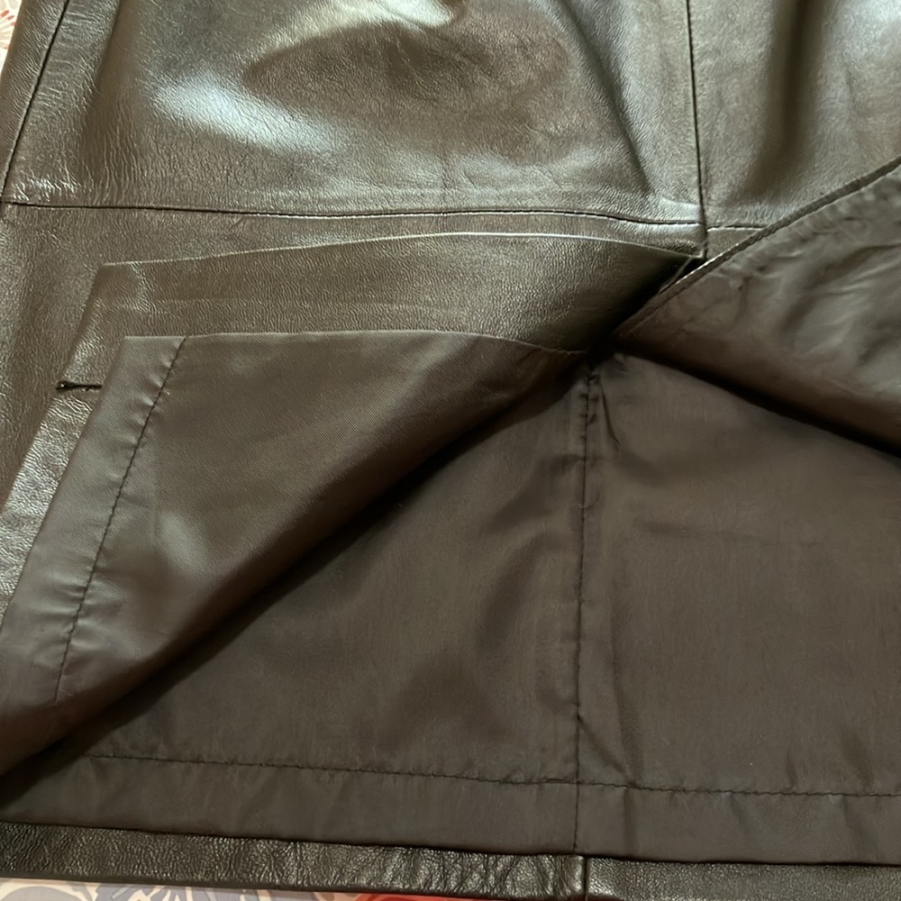 Jaclyn Smith Vintage Leather Skirt - Picture 6 of 10